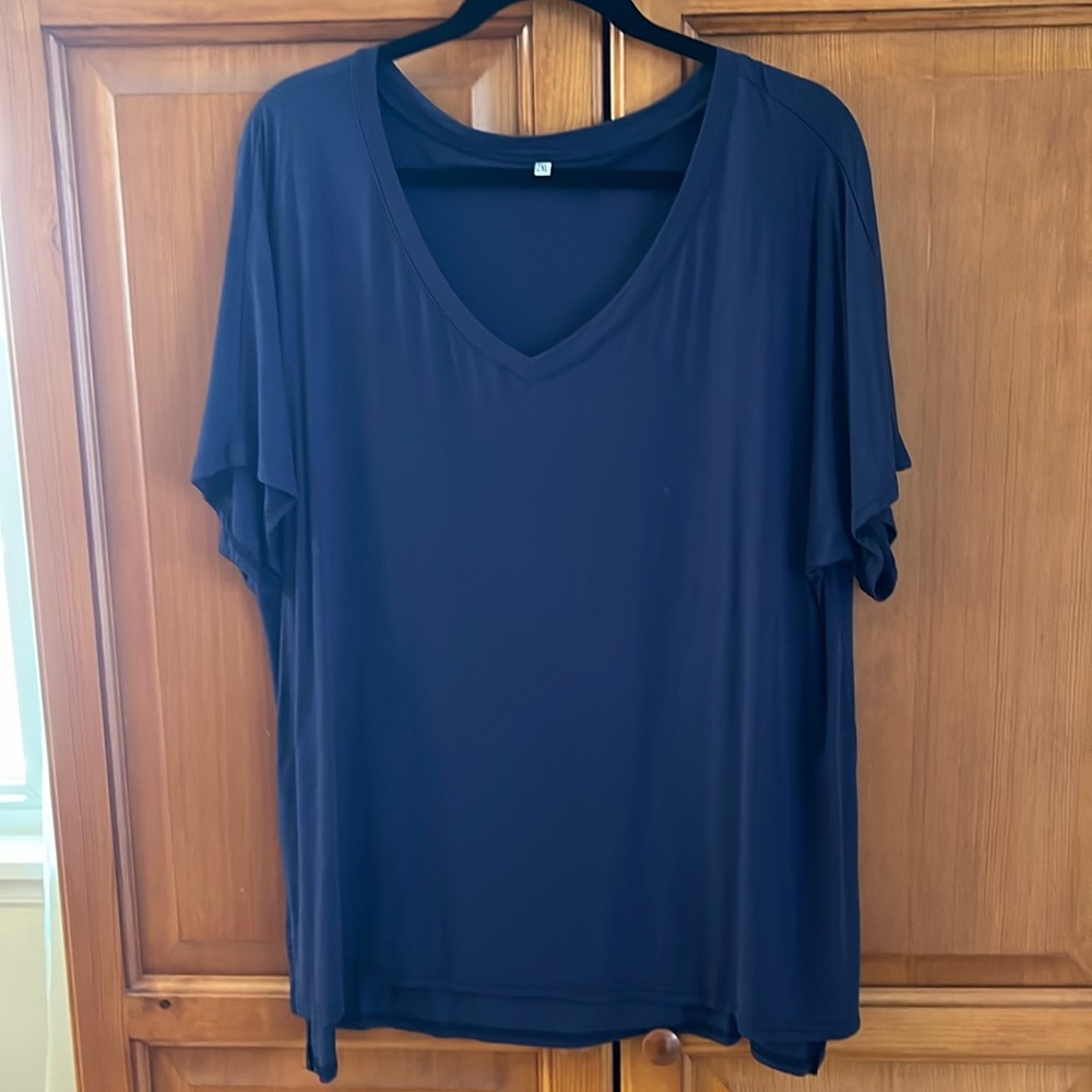 Blue 2X short sleeve top